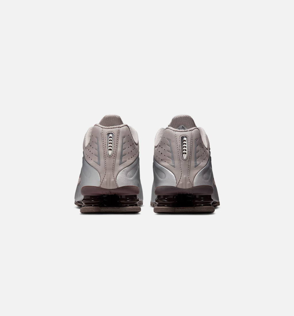 Shox R4 Men's – Cave Stone/College Grey/Baroque Brown