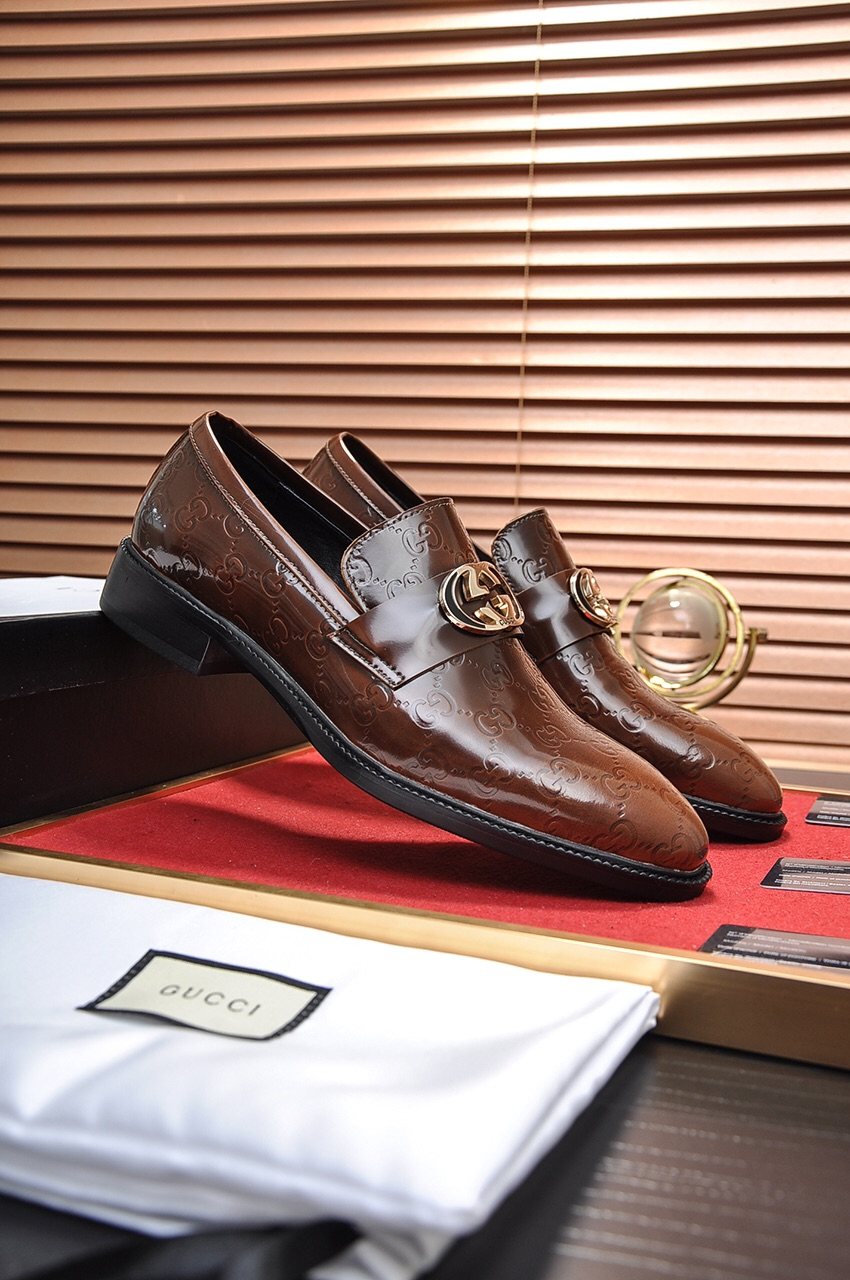 Gucci Men's Buckle Loafers